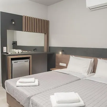 Elizabeth Queen Luxury