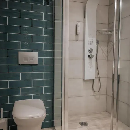 아파트호텔 Elizabeth Queen Luxury 4*