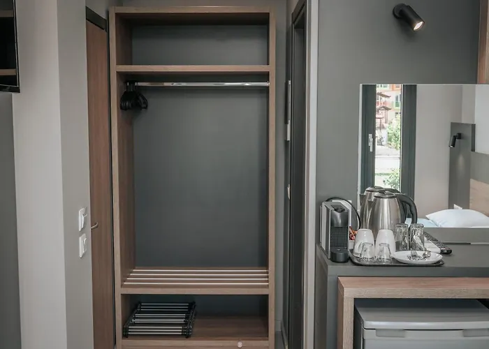 Elizabeth Queen Luxury 4* Paralía