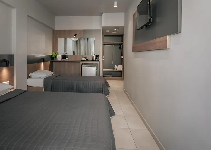 Elizabeth Queen Luxury Apartahotel Paralía