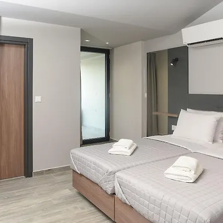 Elizabeth Queen Luxury Aparthotel