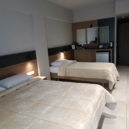 Elizabeth Queen Luxury מלון דירות