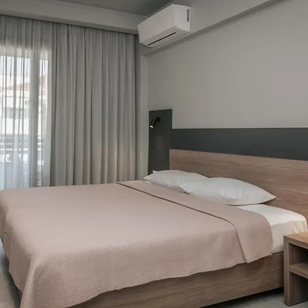 Aparthotel Elizabeth Queen Luxury 4*