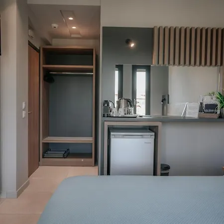 Elizabeth Queen Luxury 4* Paralía