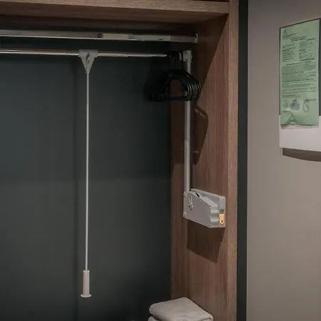 Elizabeth Queen Luxury Aparthotel