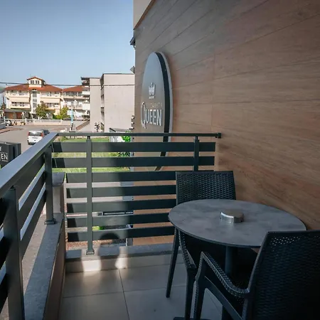 Elizabeth Queen Luxury Aparthotel