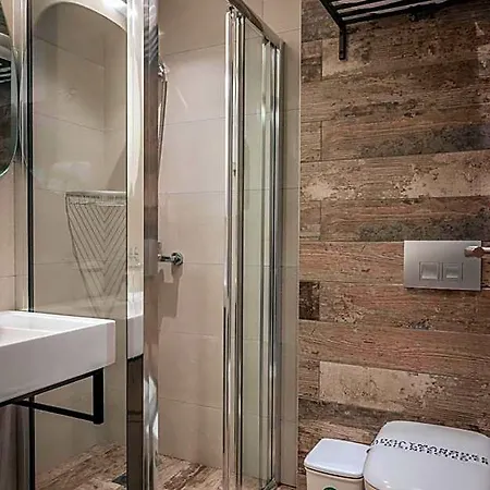 Elizabeth Queen Luxury 3*