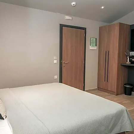 Elizabeth Queen Luxury 3* Paralía