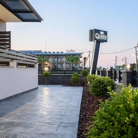 Elizabeth Queen Luxury Paralia Katerinis